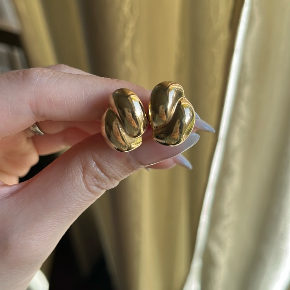 Dior Twist Like Clip On Earrings